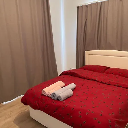 North 2 Bedroom Apts Daire *